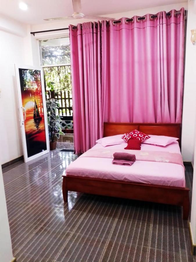 Delight Reich Hotel Peradeniya Exterior foto