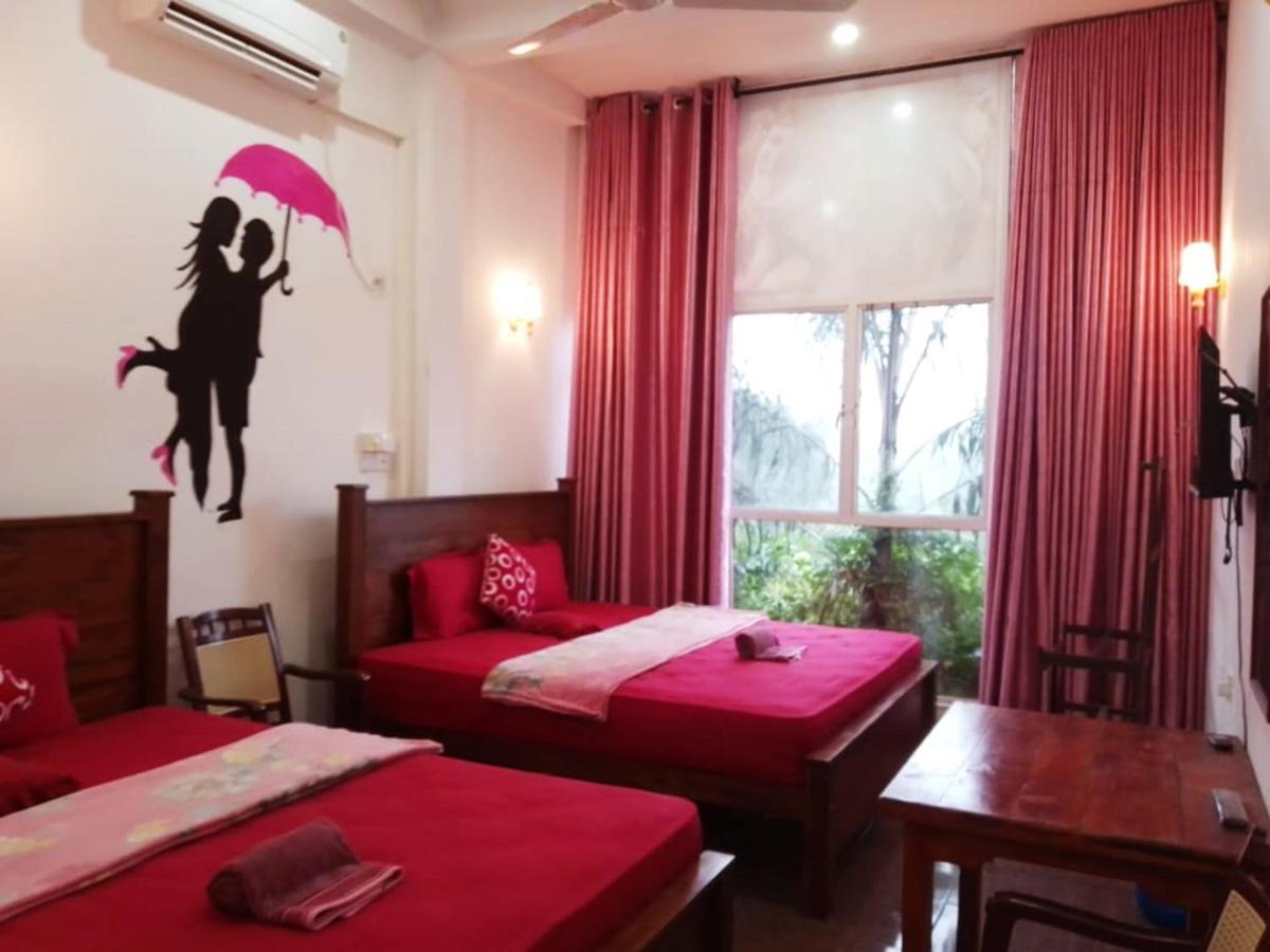Delight Reich Hotel Peradeniya Exterior foto
