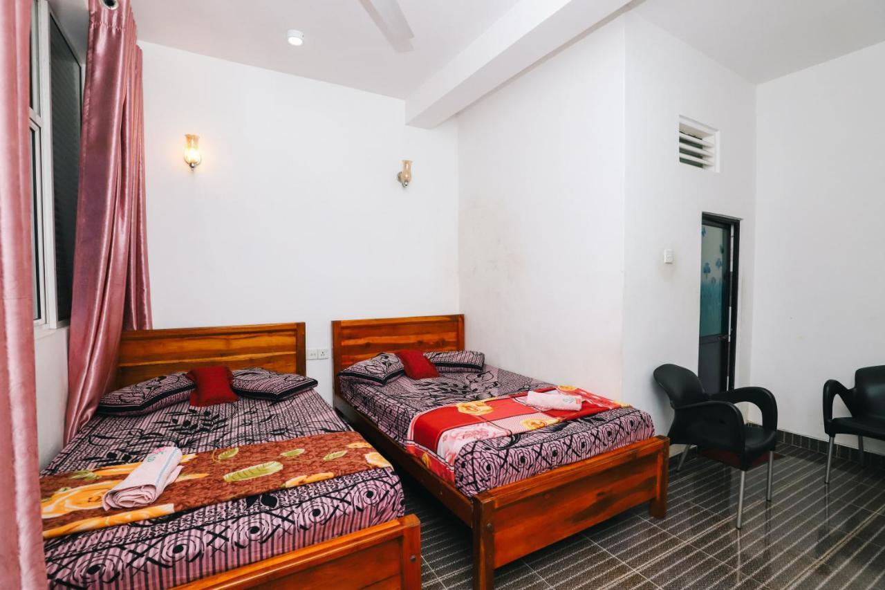 Delight Reich Hotel Peradeniya Exterior foto