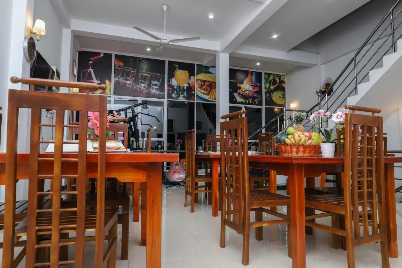Delight Reich Hotel Peradeniya Exterior foto