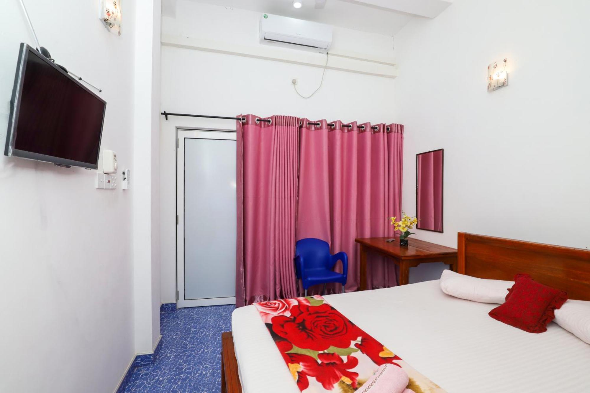 Delight Reich Hotel Peradeniya Habitación foto